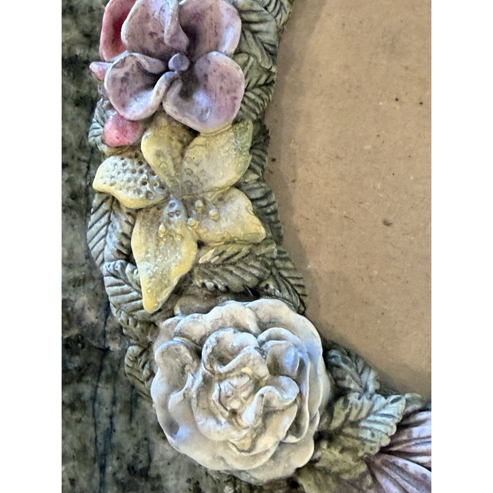 Vintage 1992 Price Products 3D Floral Frame-Made in Thailand 7x5.5in photo 4x6in - Picture 2 of 4
